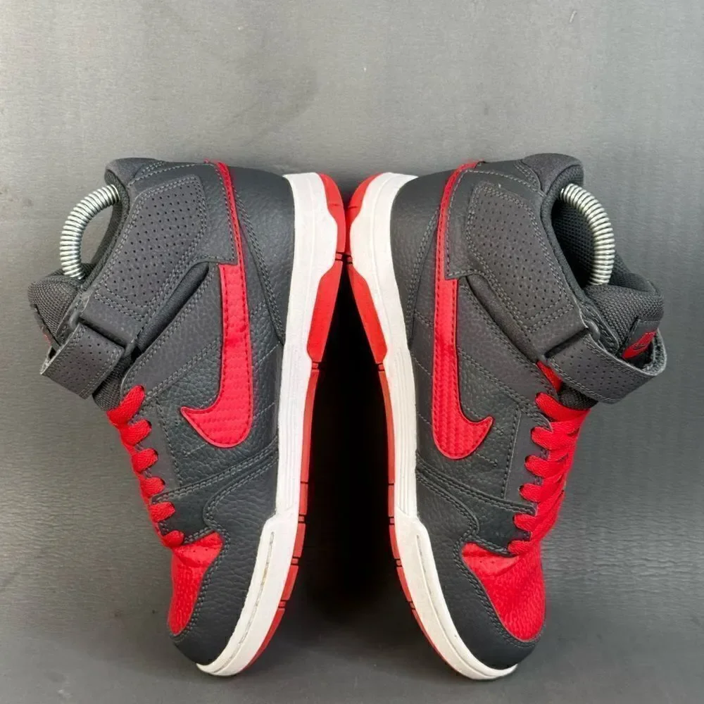 Nike Mogan Mid 2 SB GS 'Black Gym Red' youths size 4 (Y4)
